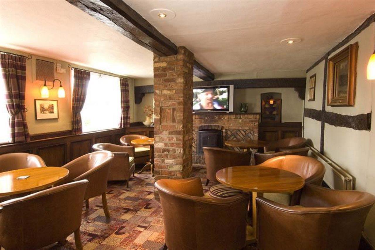 Premier Inn Knutsford Exterior foto
